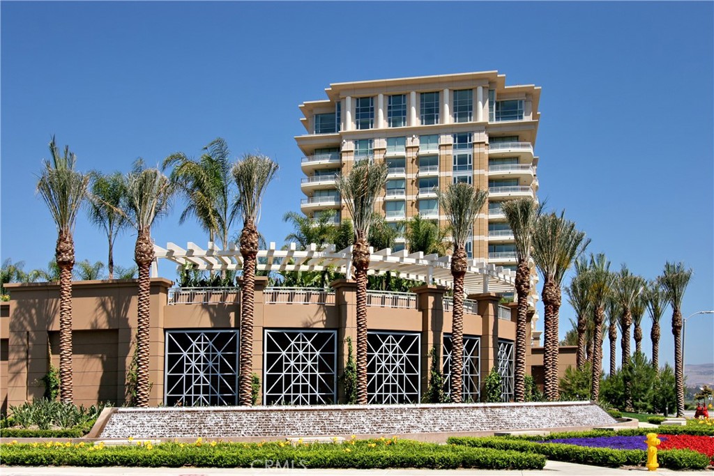The Plaza (5000 and 8000) (PLZA) - Residential