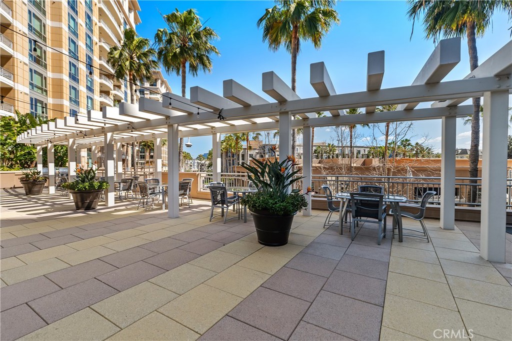 The Plaza (5000 and 8000) (PLZA) - Residential