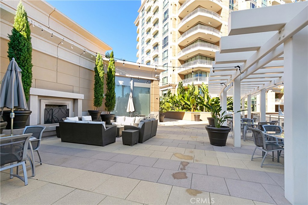 The Plaza (5000 and 8000) (PLZA) - Residential