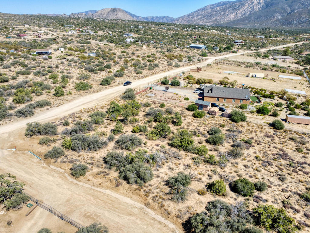 Alpine Village/Pyn P - Land