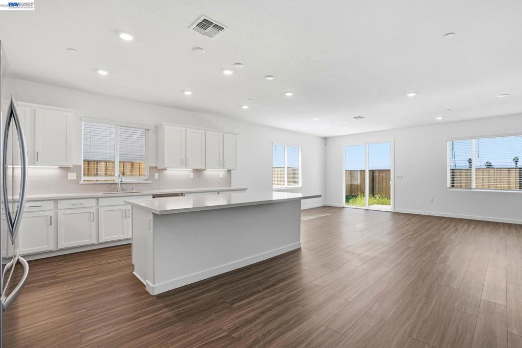 1016 Bluebell Circle