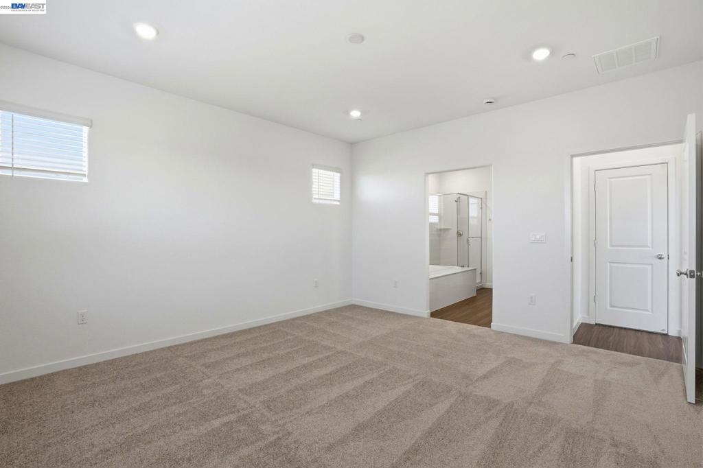 1016 Bluebell Circle