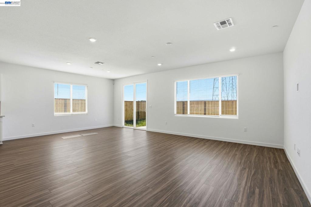 1016 Bluebell Circle
