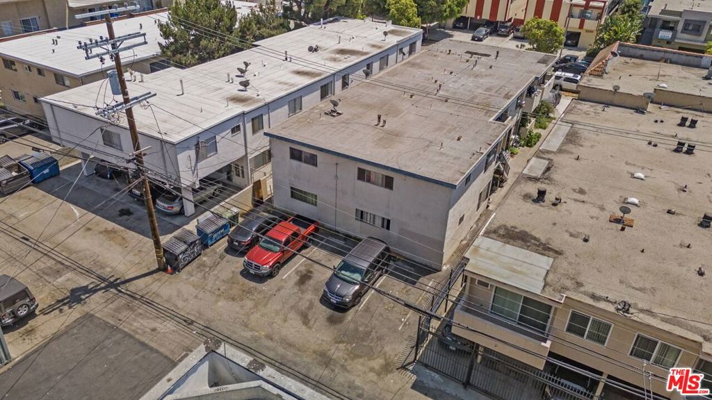 12231 Pacific Avenue