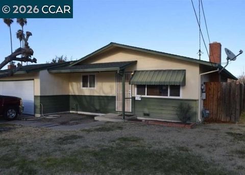 Photo of 1898 Clayton Way, Concord, CA 94519 (MLS # 41126808)