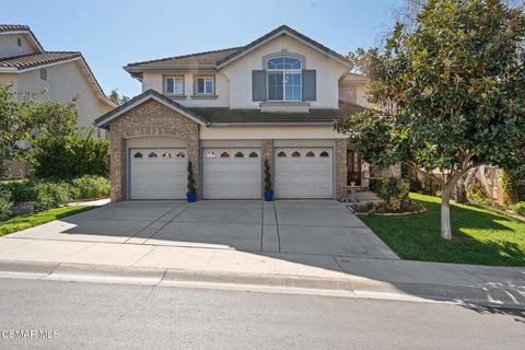 Photo of 1775 Red Robin Place, Newbury Park, CA 91320 (MLS # 226000728)