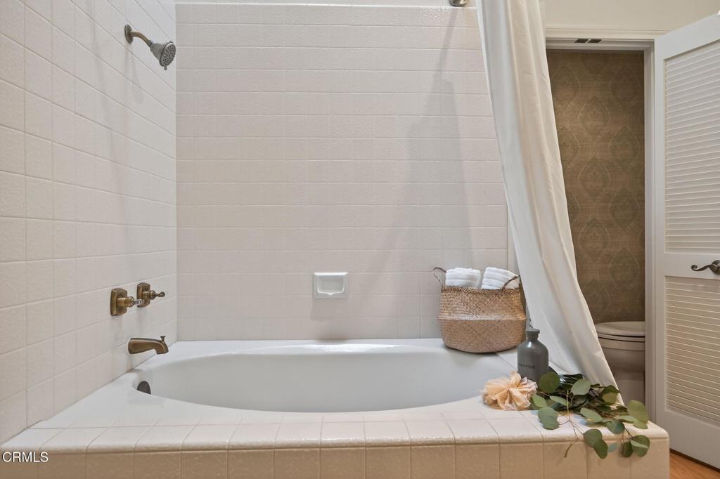 Stonehedge 6 - 3886 - Residential