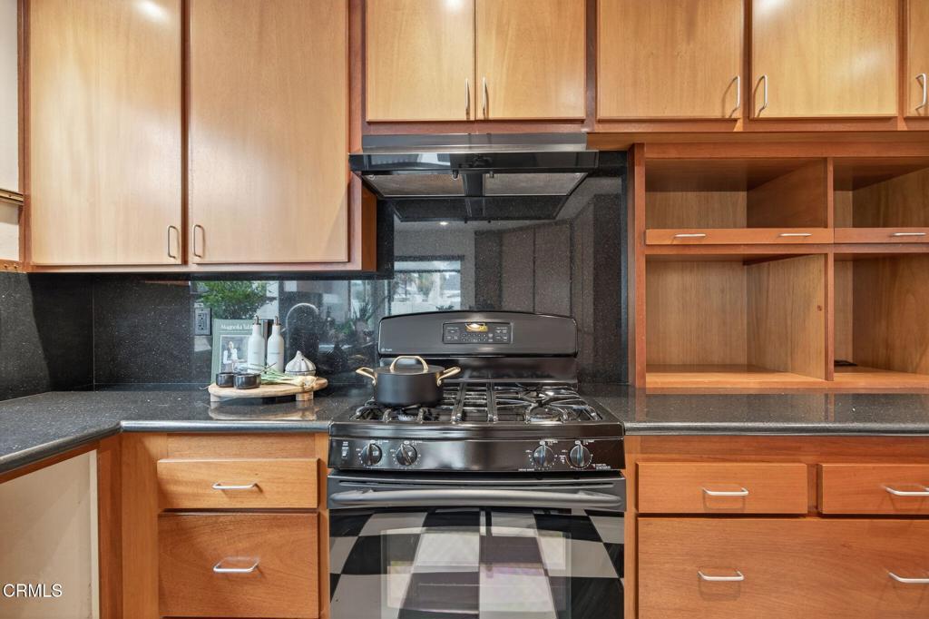 Stonehedge 6 - 3886 - Residential