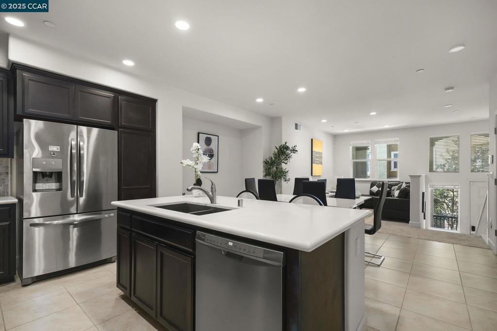NEWARK - Residential
