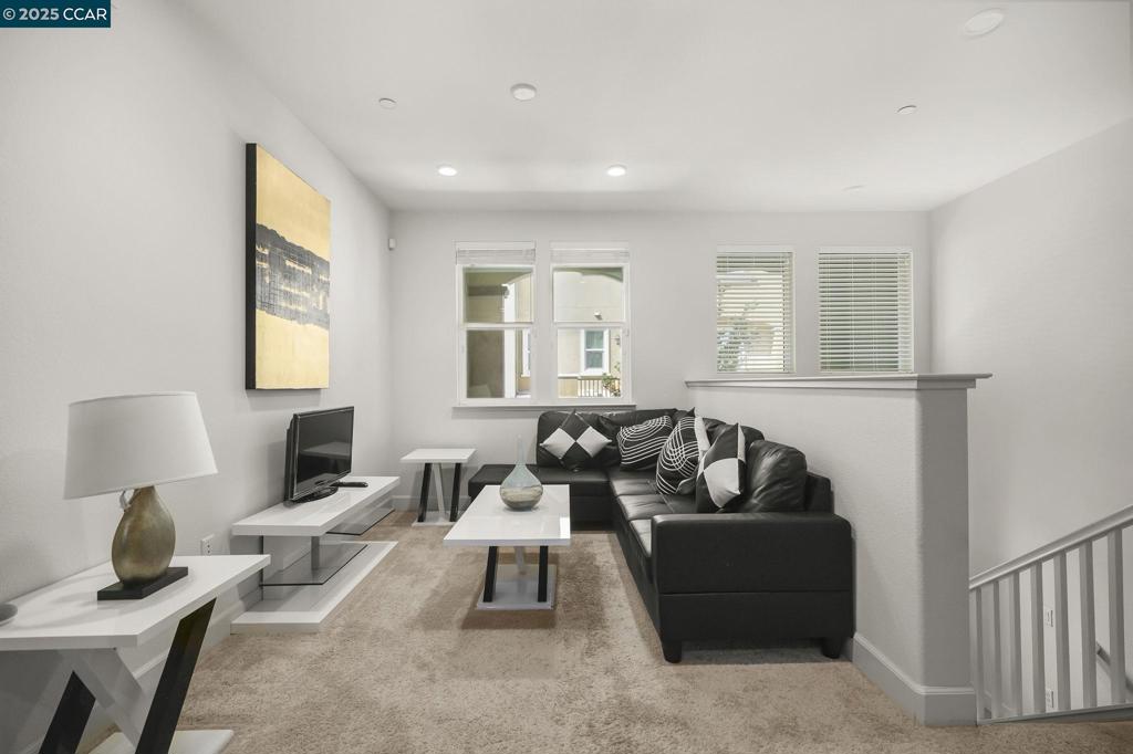 NEWARK - Residential