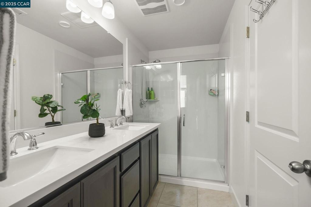 NEWARK - Residential
