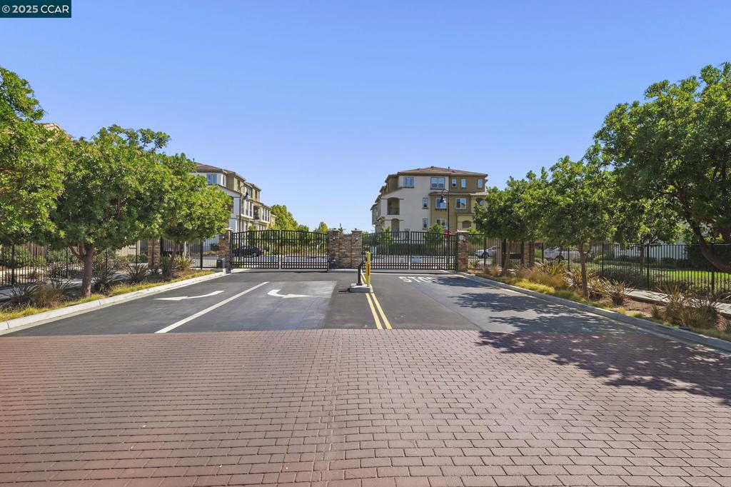 NEWARK - Residential