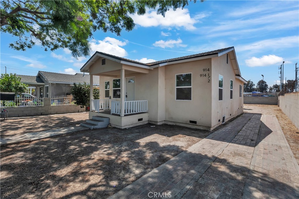 Fully renovated 3-bedroom, 1-bath home with a newly built Jr. ADU! Live in one unit and rent the other. Conveniently located near parks, schools, shopping centers, and with easy access to major freeways. The main home features a spacious living room, brand-new laminate wood flooring throughout, three generously sized bedrooms, and a beautifully remodeled kitchen and bathroom. Additional highlights include laundry hookups and energy-efficient mini-split A/C units. The Jr. ADU is a modern studio complete with its own kitchen and bathroom—perfect for guests, extended family, or rental income. A long driveway offers ample parking for multiple vehicles, while the expansive backyard provides endless possibilities—whether for future expansion or creating the ultimate space for entertaining family and friends. Dont miss out!!