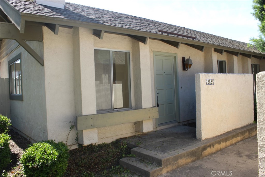 Casa De Laguna (CL) - Residential