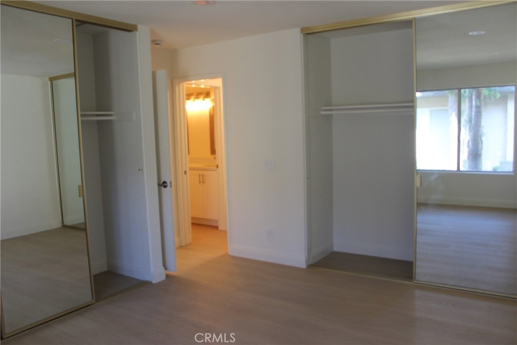 Casa De Laguna (CL) - Residential