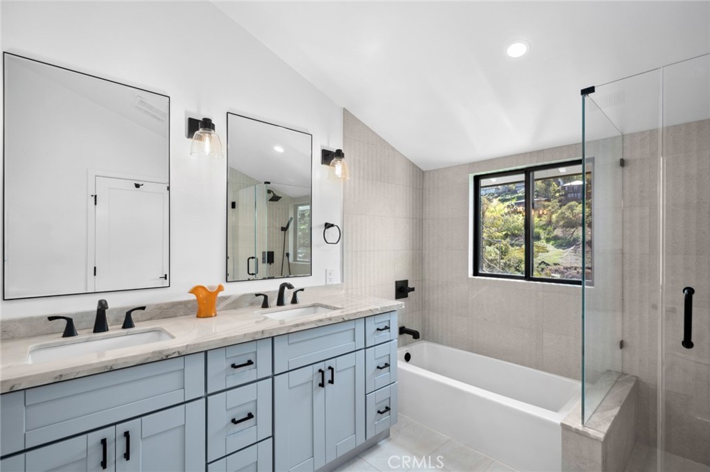 Lower Bluebird (LB) - Residential Lease