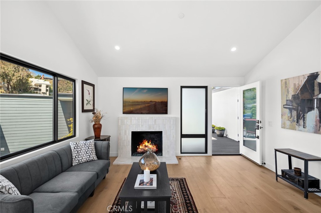 Lower Bluebird (LB) - Residential Lease