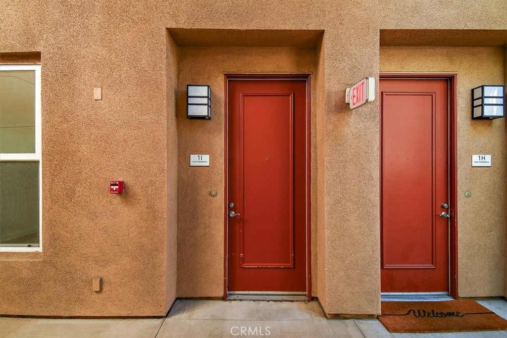 89 E Commonwealth Avenue 1I