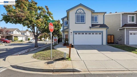 Photo of 34254 Quartz Ter TER, Fremont, CA 94555 (MLS # 41150440)