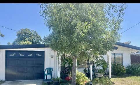 Photo of 27772 Biscayne Avenue, Hayward, CA 94544 (MLS # ML82057480)