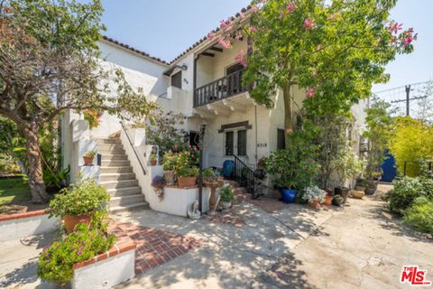 Photo of 8316 W 4Th Street, Los Angeles, CA 90048 (MLS # 26641887)