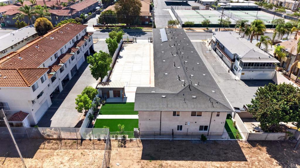 395 N 1St Street