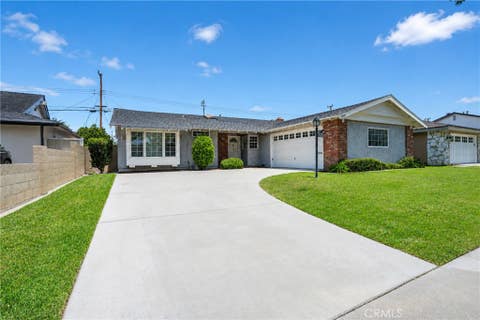 Photo of 5071 Tripoli AVE, Los Alamitos, CA 90720 (MLS # PW26167862)