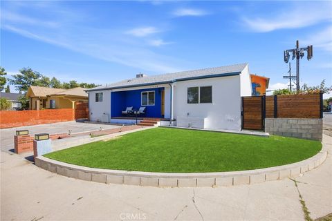Photo of 17660 Martha Street, Encino, CA 91316 (MLS # SR26130219)