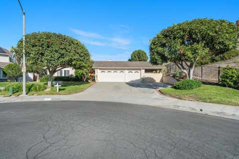 Photo of 2354 Kimberly Ct CT, Carlsbad, CA 92008 (MLS # NDP2607939)