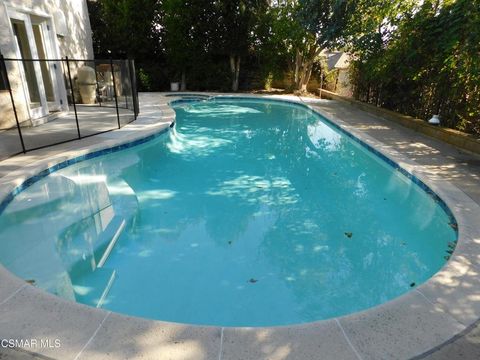 Photo of 30024 Quail Run Drive, Agoura Hills, CA 91301 (MLS # 226000920)