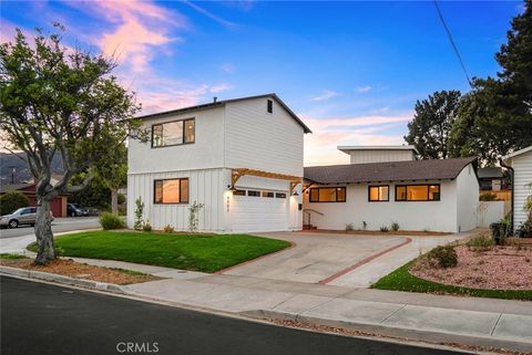 Photo of 8402 Boulder Place Pl, San Diego, CA 92119 (MLS # IV25245750)