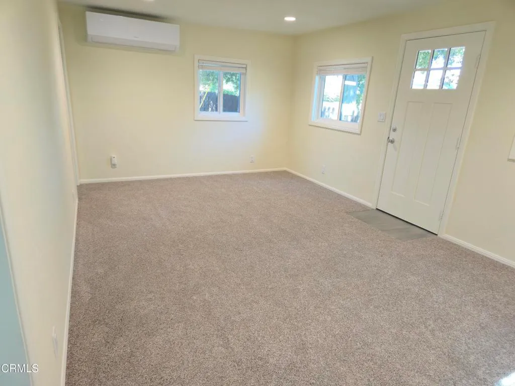 Tujunga, California 91042, United States, 2 Bedrooms Bedrooms, ,2 BathroomsBathrooms,Residential,Active,194155