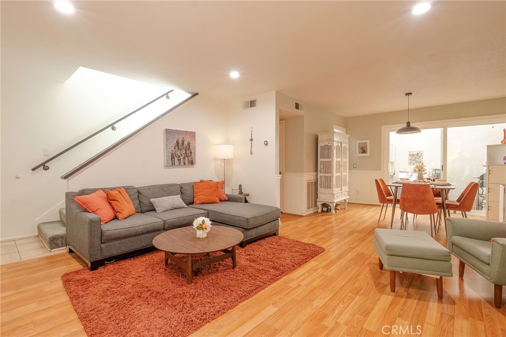23549 Victory Blvd. 21