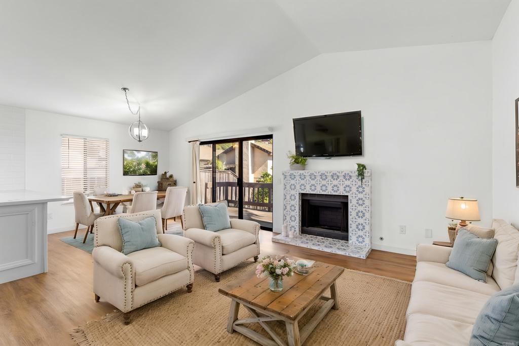 1973 Buckskin Gln, Escondido CA 92027