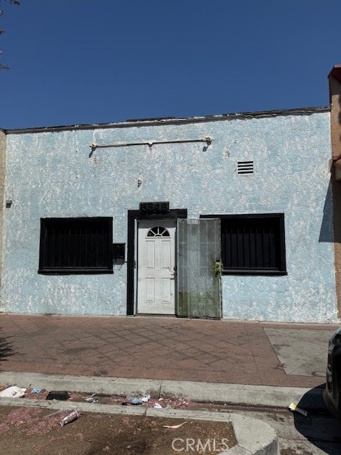 5543 Mission Boulevard