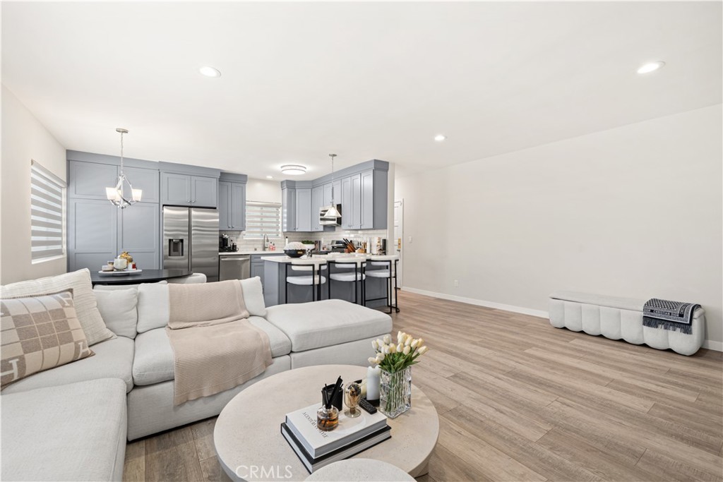 5354 Lindley 310