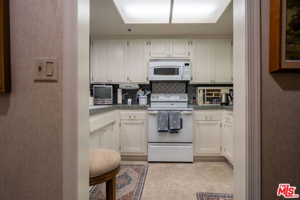 Photo of 880 W 1st Street #506, Los Angeles, CA 90012 (MLS # 26640965)