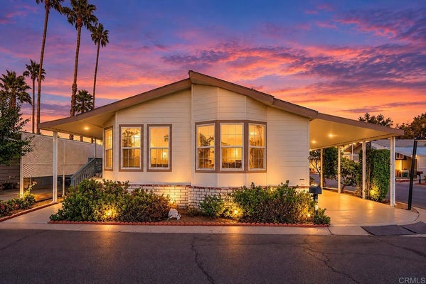 2300 E VALLEY PKWY SPC 101, ESCONDIDO, CA 92027 - Image aaef108eeff1303d09ce06f79d06e6b6/782432846
