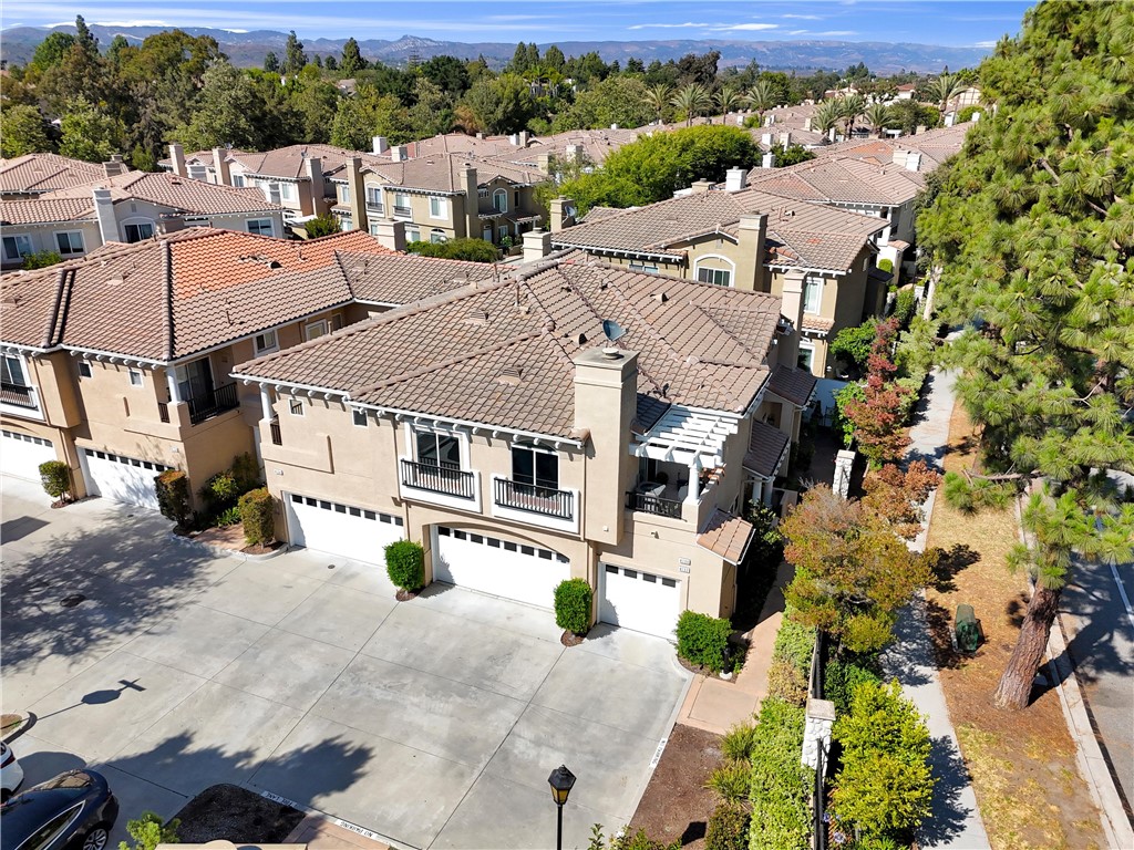 Traditions (406) - Residential Lease