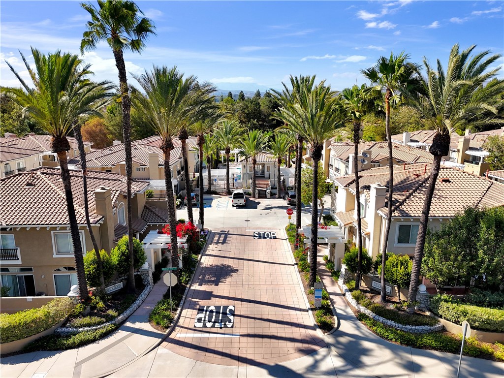 Traditions (406) - Residential Lease