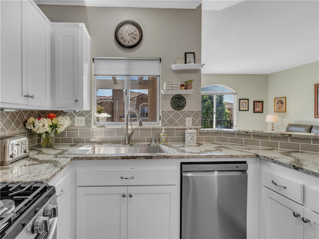 Traditions (406) - Residential Lease