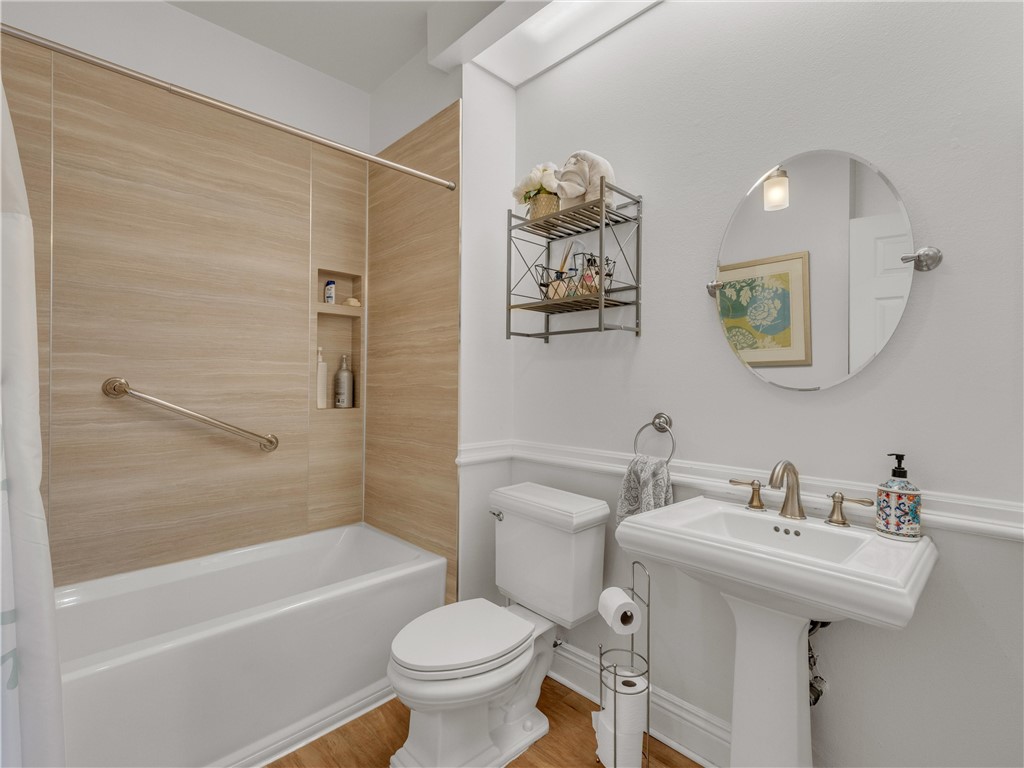 Traditions (406) - Residential Lease