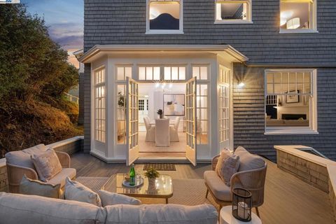 Photo of 5811 Romany Rd, Oakland, CA 94618 (MLS # 41117698)