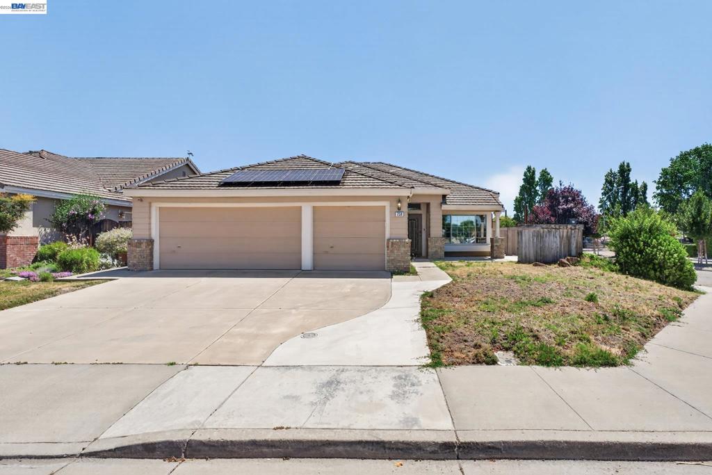 Photo 1 of 32 — 250 Fox Meadow Ct, Tracy, CA 95376