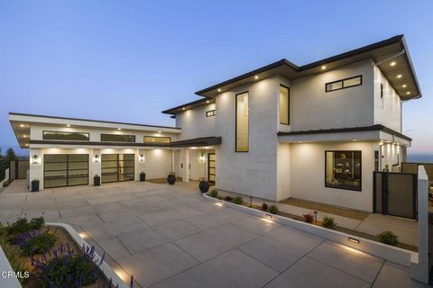 Tiny photo for 3254 Breaker Drive, Ventura, CA 93003 (MLS # V1-36044)