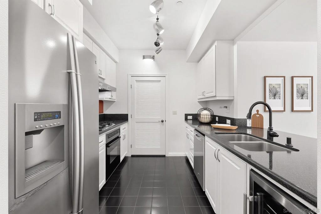8211 Station Village Ln 1111