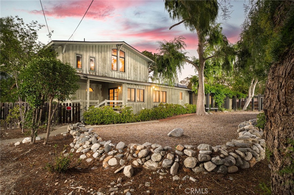 1111 Alamosa Drive