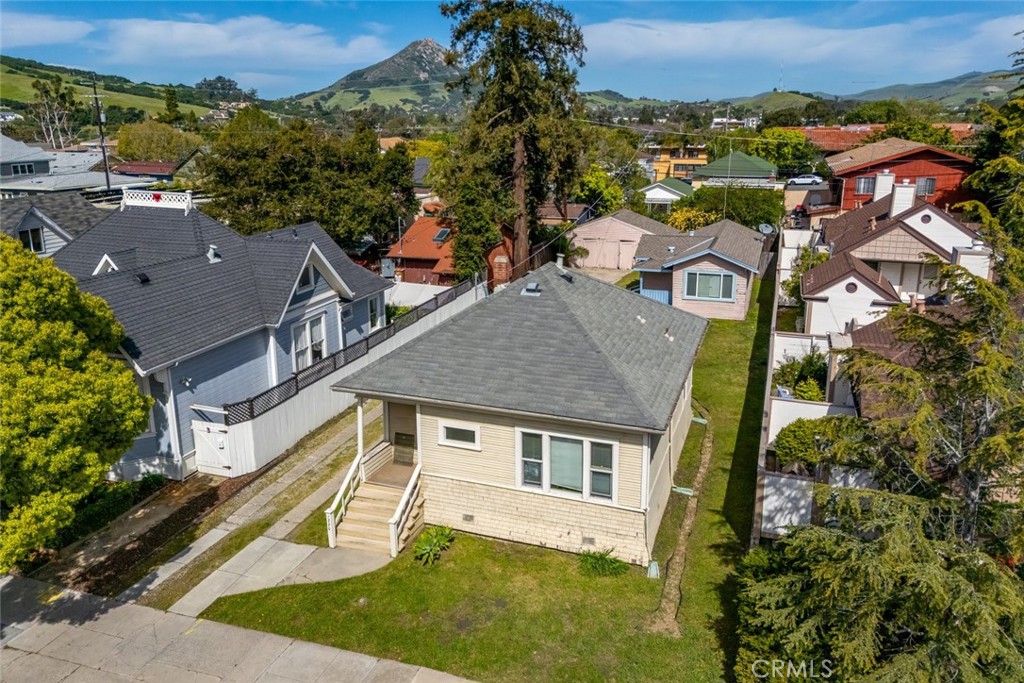 1220 Mill Street