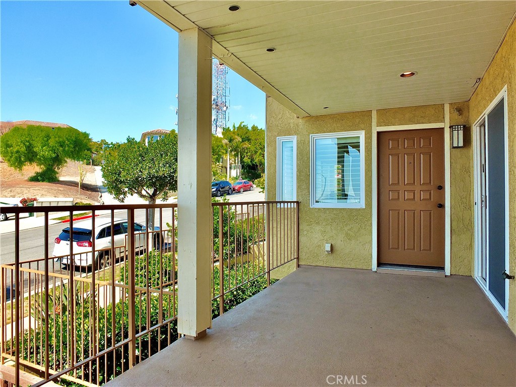 2240 Stanley Ave 5