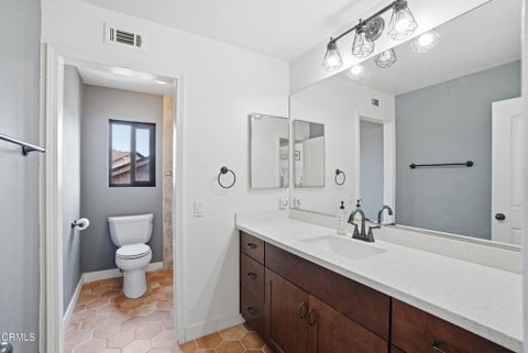 Tiny photo for 1130 Bogota Court, Oxnard, CA 93035 (MLS # V1-38233)
